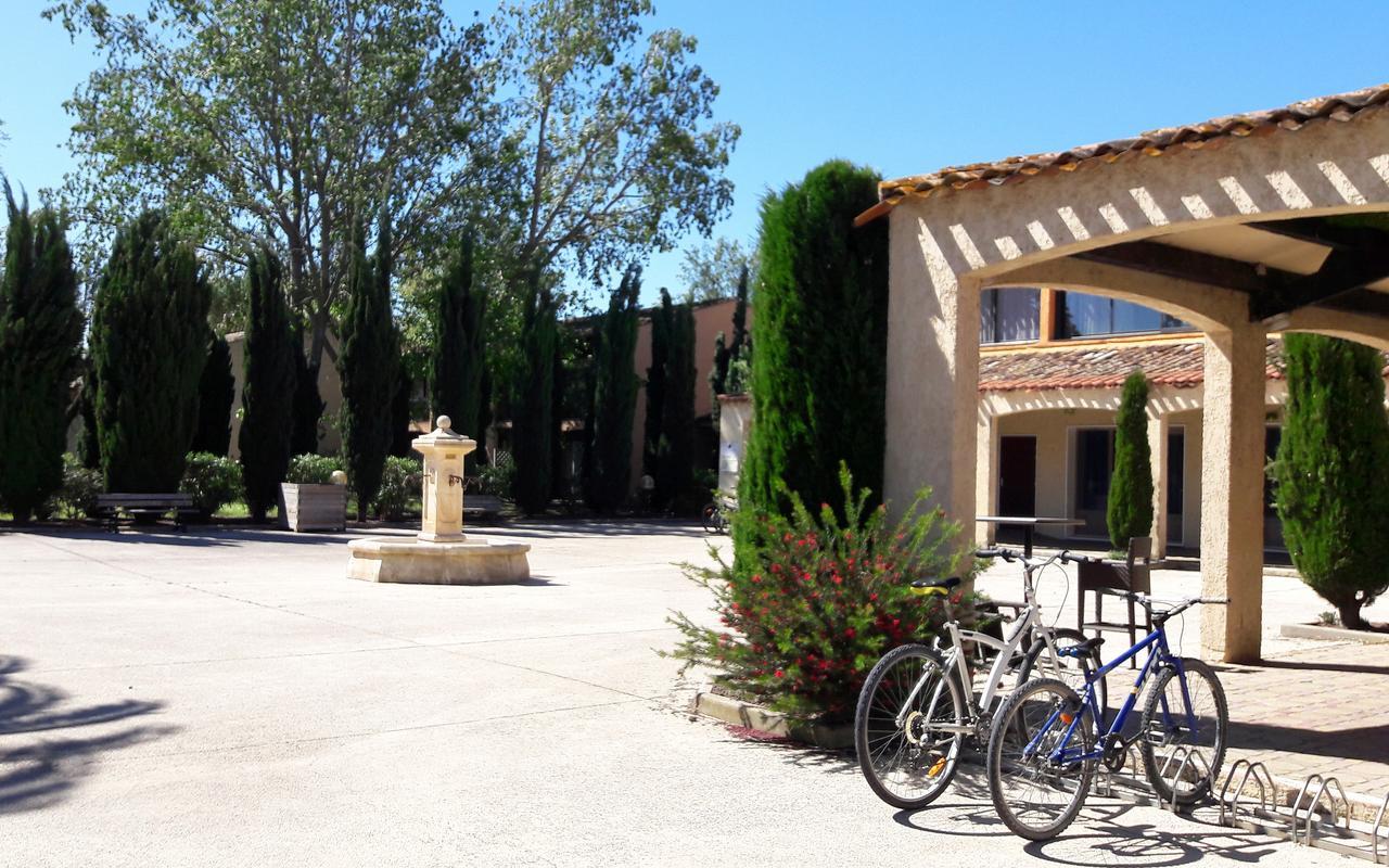 Residence Odalys Le Village Camarguais Les Gardians Arles Eksteriør billede